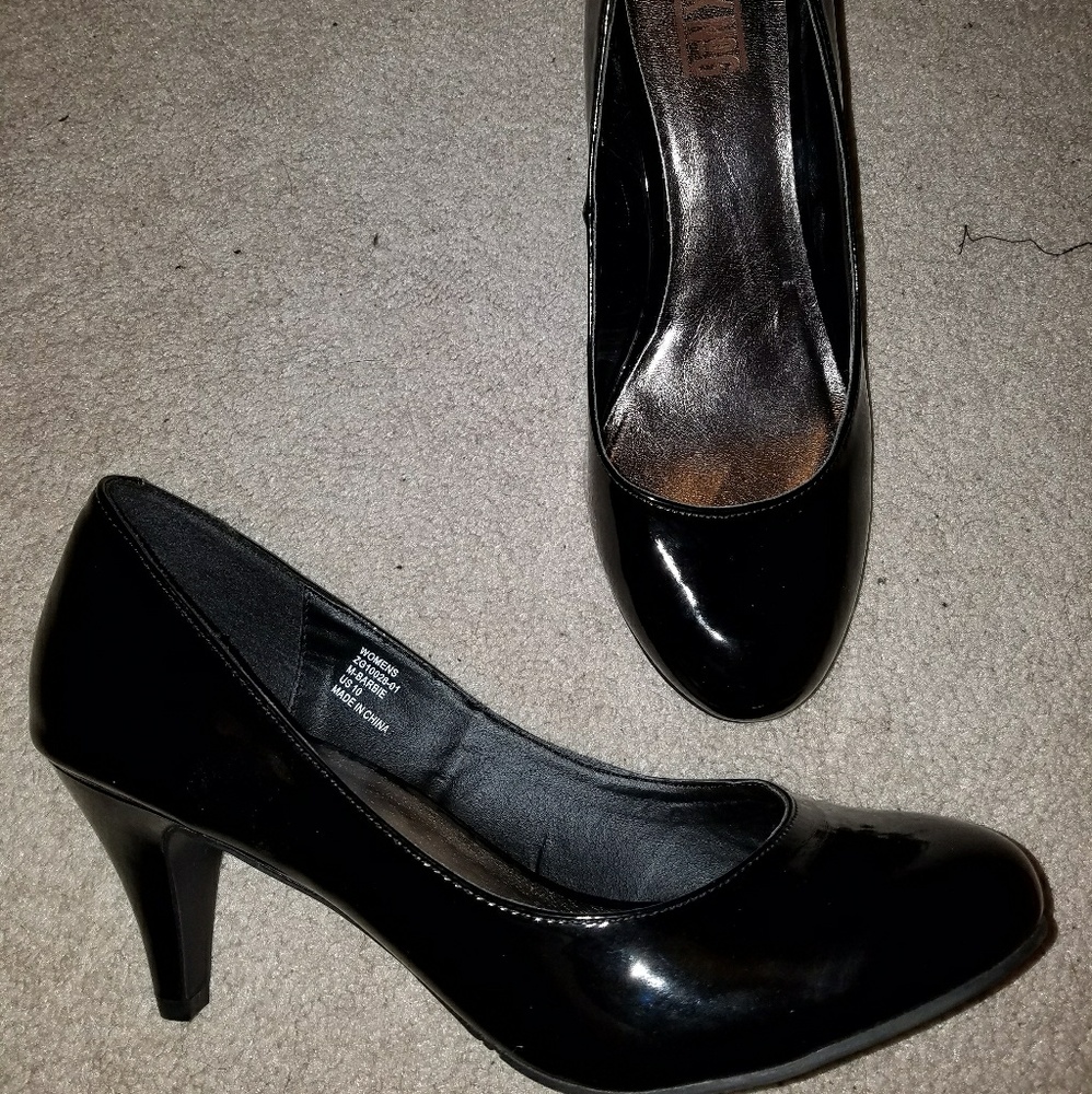 New Black Patent Leather Pumps - Size 10